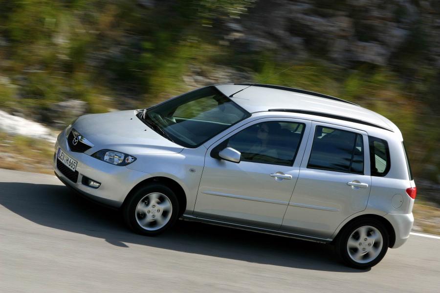 Mazda2 2002 года  (фото 72 из 113)